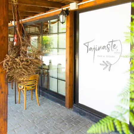 La Buhardilla Del Refugio 酒店 *